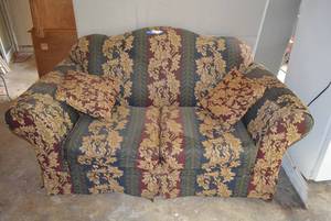 lot 111 image: United Furniture Loveseat, Red and Blue Stripes with Gold Ornate Design