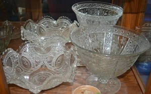 lot 59 image: Crystal Ruffle Dish, Crystal Serving Bowl and Small Saucers