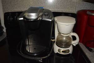 lot 15 image: Keurig Coffee Brewer and 5 Cup Mr. Coffee Brewer