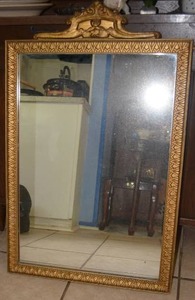 lot 213 image: Vintage White Seid Baltimore #913 Framed Mirror