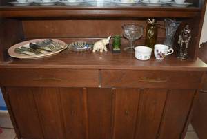 lot 79 image: Mikasa Vase, Turkey Platter, Serving Utensils, Sculptures and More