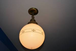 lot 198 image: Round Globe Light Fixture