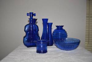 lot 233 image: Blue Glass Vases and Bowl