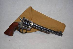 lot 315 image: 32 H&R MAG, Model 566, with Holster