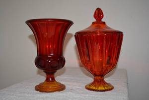 lot 277 image: Sunset Glass Pedestal Vase and Lidded Compote Candy Dish