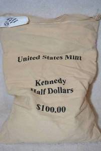 lot 329 image: Collectible Kennedy 12 Dollars 2005 $100 Bag, 50 D-Mint, 50 P-Mint
