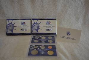 lot 365 image: 2 Sets of 2000 US Mint Proof Sets