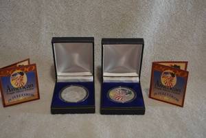 lot 379 image: 2 Colorized American Eagle Silver Dollar Coins Mint Proof - 2000 (99.9% Silver)