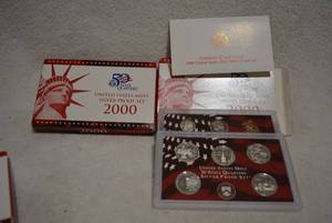 lot 532 image: 2 Sets of 2000 US Mint Silver Proof Sets