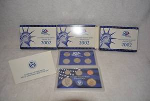 lot 429 image: 3 Sets of 2002 US Mint Proof Set with Certificate