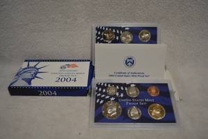 lot 461 image: Set of 2 - 2004 US Mint Proof Set with Certificates