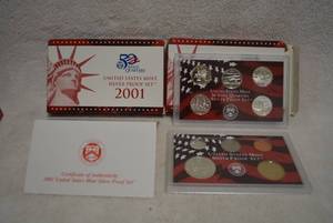 lot 465 image: 2 Sets of 2001 US Mint Silver Proof Sets with Certificates
