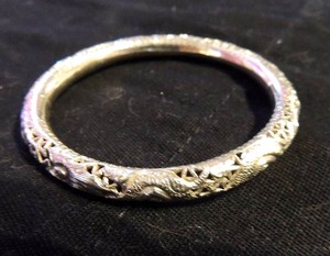 lot 41 image: Sterling 999