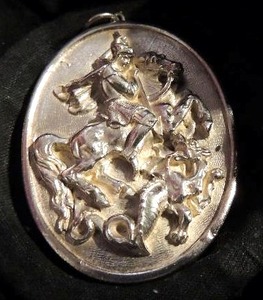 lot 42 image: Sterling 999