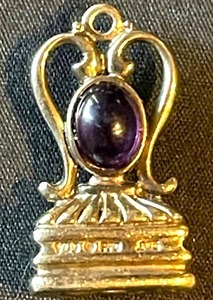 lot 3 image: Sterling