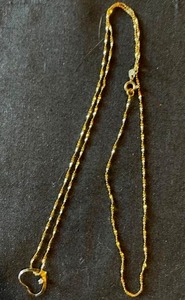 lot 20 image: 14K Gold