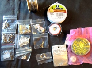 lot 30 image: Jewelry