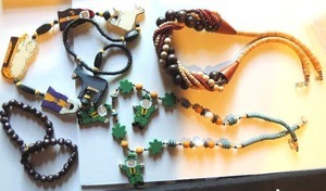 lot 72 image: Jewelry