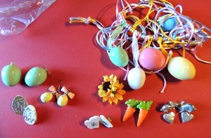 lot 66 image: Jewelry