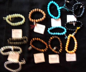 lot 91 image: Jewelry