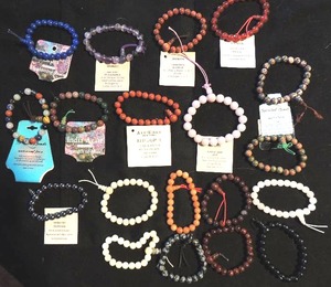 lot 88 image: Jewelry