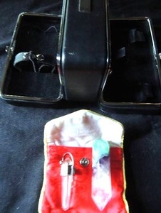 lot 93 image: Jewelry