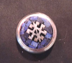 lot 196 image: Jewelry