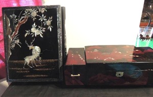 lot 229 image: Jewelry