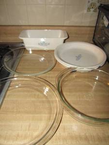 lot 43 image: 2 PIE PLATES 9 P-309 corning ware Blue Cornflower,& LOAF PAN   and 3 oval  clear glass oven wear Pyrex