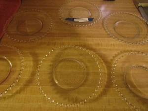 lot 126 image: 6 -  six inch Candlewick glass dinner plates