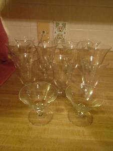lot 127 image: 7 Candlewick Sherbert glasses  - 9 of 7 Candlewick glasses,   10 of 6 Candlewick glasses