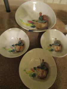 lot 157 image: Salad Set picnic design