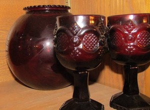 lot 132 image: 2 Ruby Red goblets and  Ruby Red Glass fishbowl 6