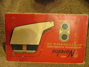 lot 208 image: white pop up trimmer deep heat massager