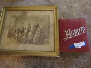 lot 228 image: Antique Photo Album with assorted photos from late 1800s to early 1900s   AND A 20x16 ANTIQUE FAMILY PHOTO