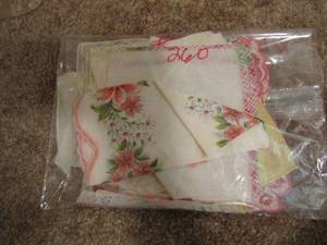 lot 260 image: Vintage LADIES Hankies