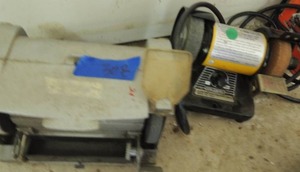 lot 308 image: 3 and 4 table grinders