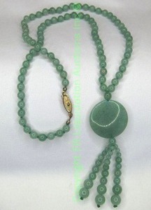 lot 2 image: Jadaite