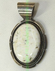 lot 98 image: Sterling Silver Howlite Navajo