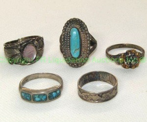 lot 100 image: Sterling Silver