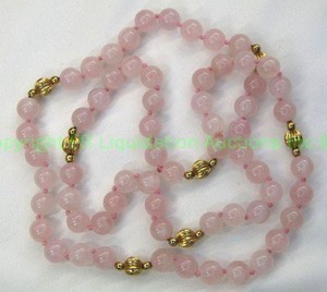 lot 118 image: Rose quartz