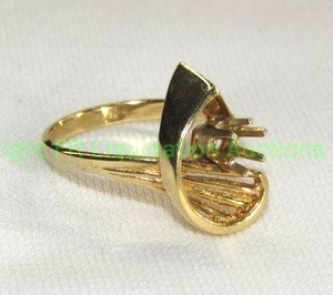 lot 159 image: 14K Gold