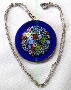 lot 168 image: Murano glass