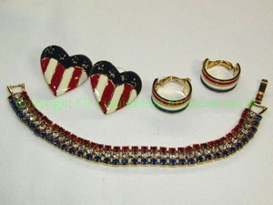 lot 193 image: Patriotic Jewelry