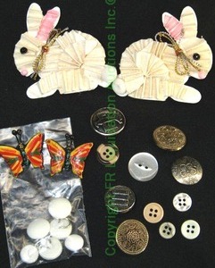 lot 205 image: Jewelry