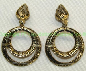 lot 218 image: Damascene Jewelry