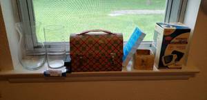 lot 52 image: Vintage Lunch Pail, Vases, Blood Pressure Monitor