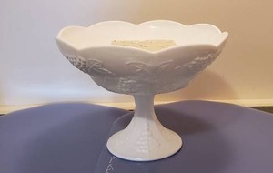 lot 78 image: Milk Glass Paneled Grape Stemmed Vase