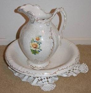 lot 158 image: Vintage Pitcher and Basin, Gold Trim and Painted Yellow Rose, Marked F.D.  1972