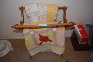 lot 160 image: Quilt Rack and quilts